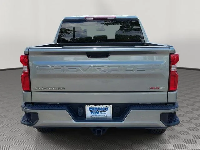 2023 Chevrolet Silverado 1500 RST photo 5