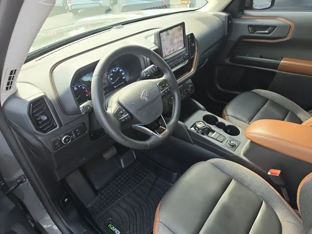 2024 Ford Bronco Sport Outer Banks photo 18