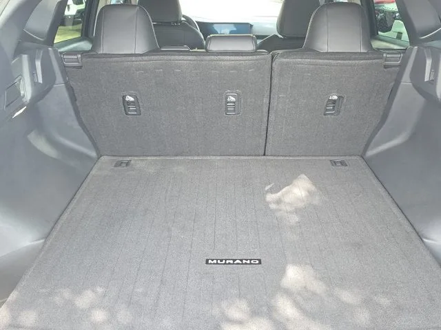 2025 Nissan Murano SV photo 9