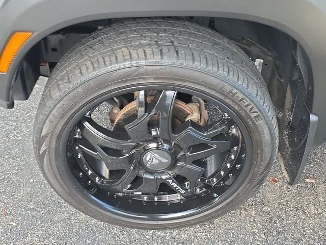2022 Nissan Frontier PRO-4X photo 11