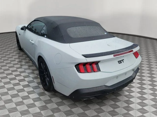 2025 Ford Mustang GT Premium photo 3