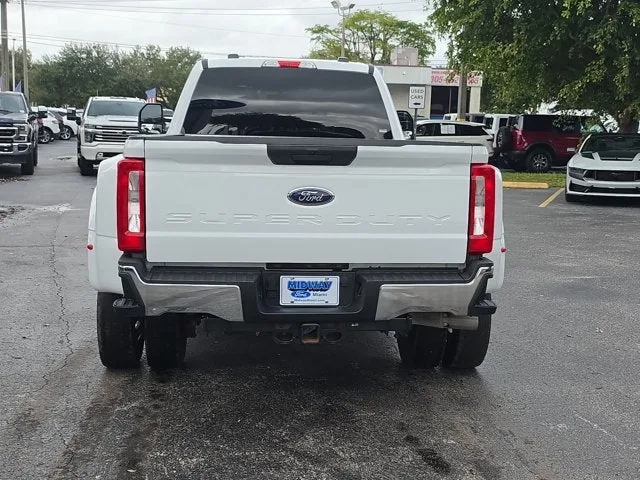 2025 Ford F-450SD XLT DRW photo 5