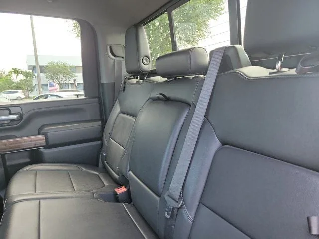 2021 Chevrolet Silverado 2500HD LT photo 13