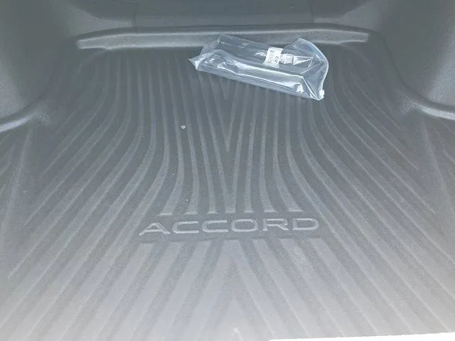 2023 Honda Accord LX photo 9