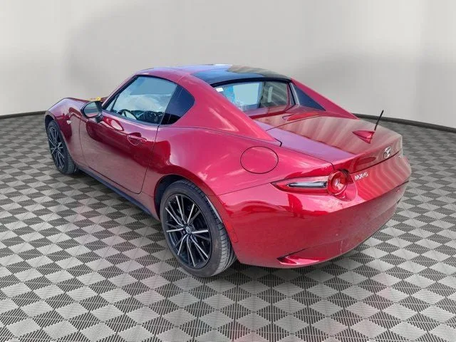 2025 Mazda MX-5 Miata RF Grand Touring RHT GT photo 4