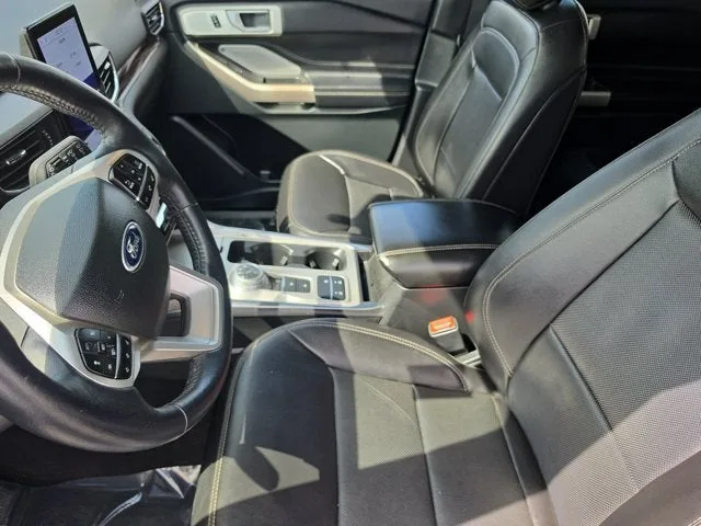 2023 Ford Explorer Limited photo 20