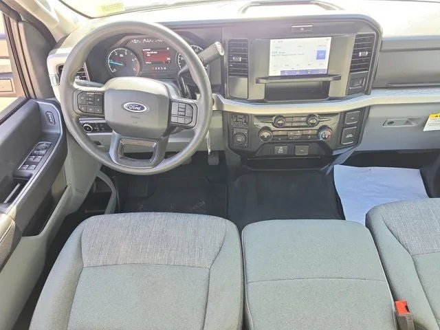 2025 Ford F-250SD XLT photo 16