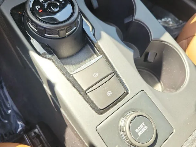 2024 Ford Bronco Sport Outer Banks photo 29