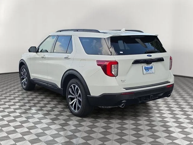 2023 Ford Explorer ST-Line photo 4