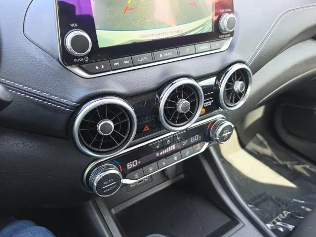 2023 Nissan Sentra SV photo 25