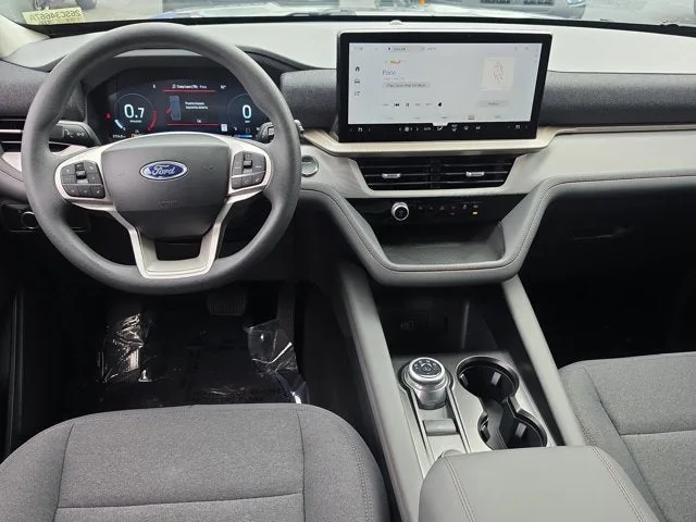 2026 Ford Explorer Active photo 15