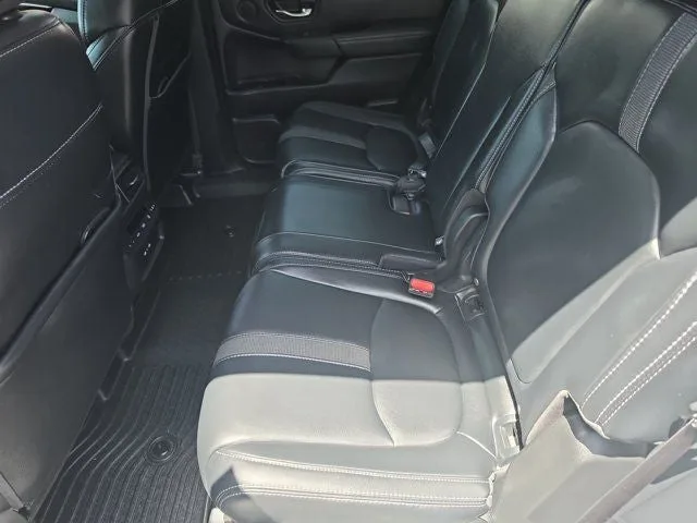 2024 Honda Pilot EX-L 8 Passenger photo 10