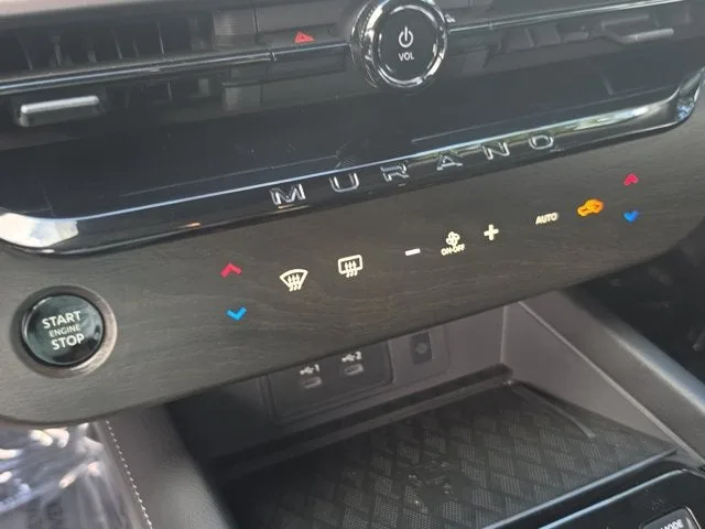 2025 Nissan Murano SV photo 30