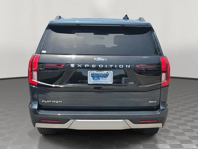 2025 Ford Expedition Max Platinum photo 5