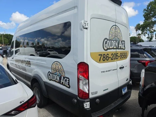 2019 Ford Transit-350 XLT photo 3