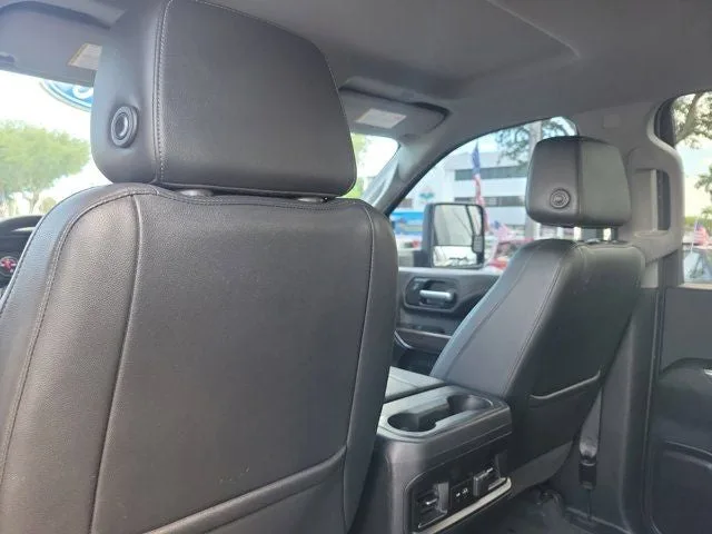 2021 Chevrolet Silverado 2500HD LT photo 14