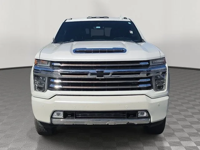 2021 Chevrolet Silverado 2500HD High Country photo 2