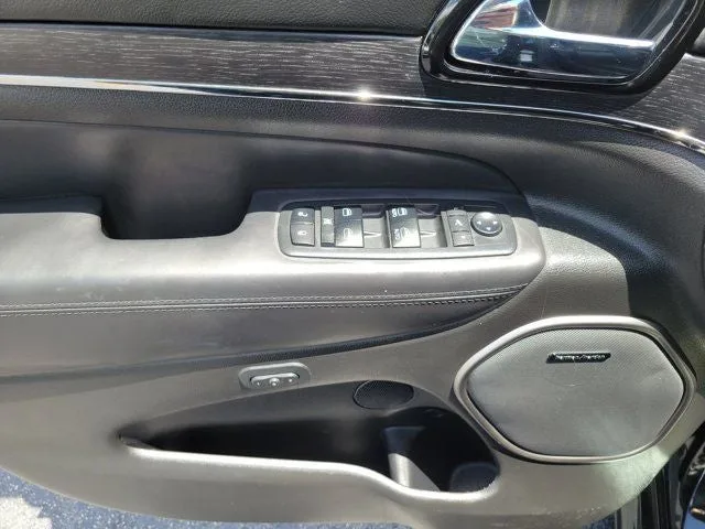 2019 Jeep Grand Cherokee High Altitude photo 16