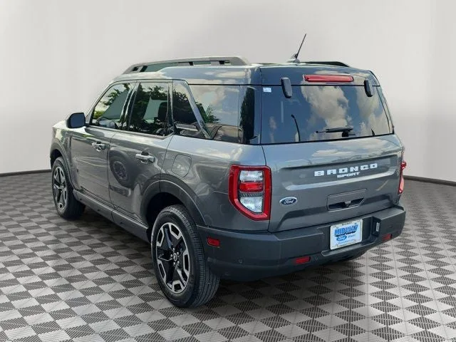2024 Ford Bronco Sport Outer Banks photo 4