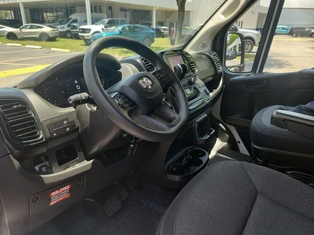 2025 RAM ProMaster 2500 Base LR photo 16