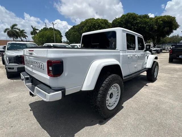 2022 Jeep Gladiator High Altitude photo 3