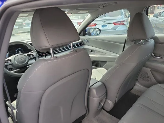 2024 Hyundai Elantra SEL photo 13