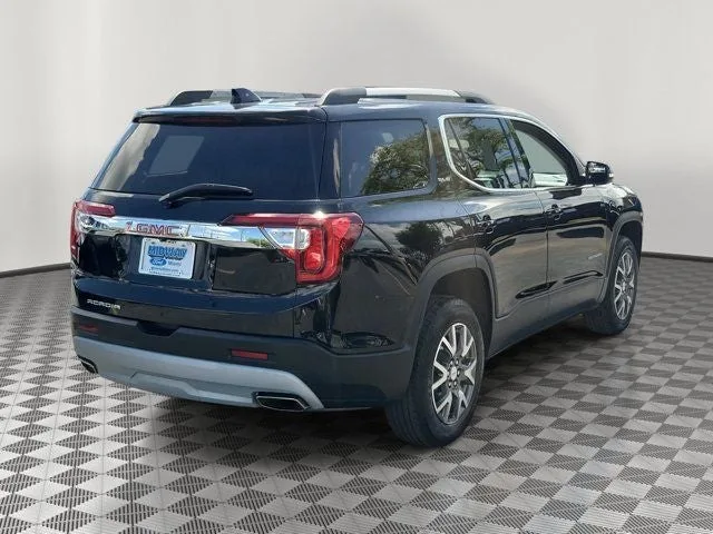2023 GMC Acadia SLE photo 6
