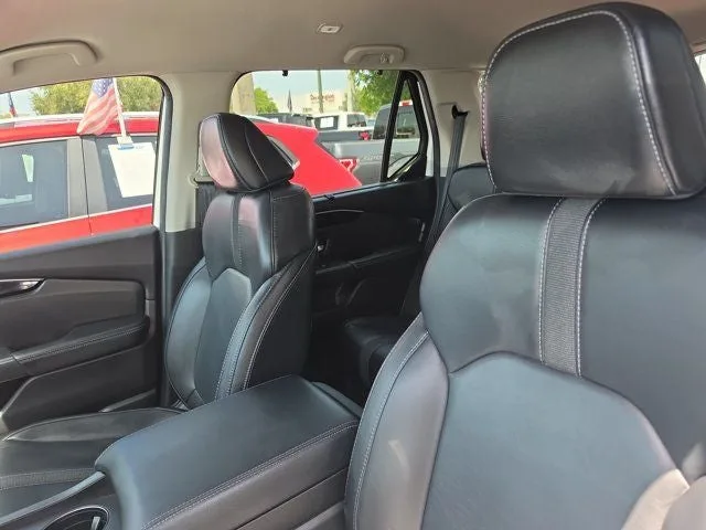 2024 Honda Pilot EX-L 8 Passenger photo 18