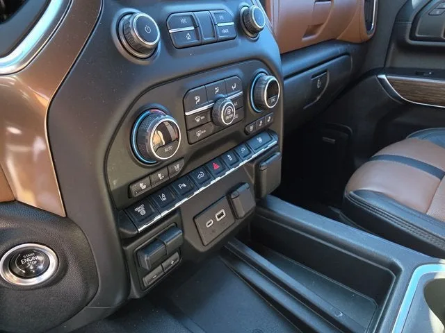 2021 Chevrolet Silverado 2500HD High Country photo 32