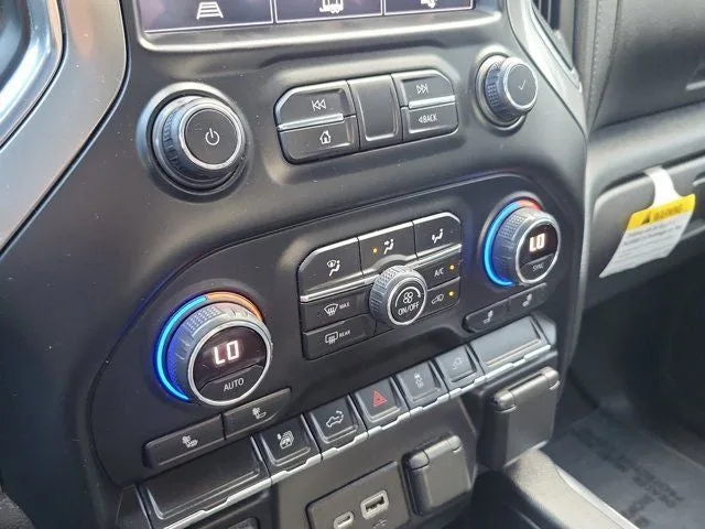 2021 Chevrolet Silverado 2500HD LT photo 24