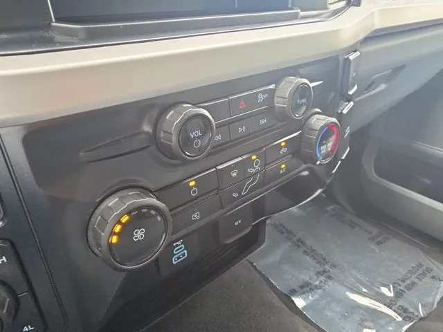 2025 Ford F-450SD XLT DRW photo 26