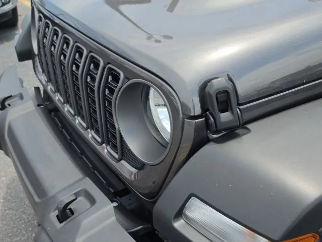 2025 Jeep Gladiator Sport S photo 11