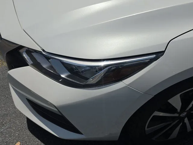 2023 Nissan Sentra SV Premium photo 11