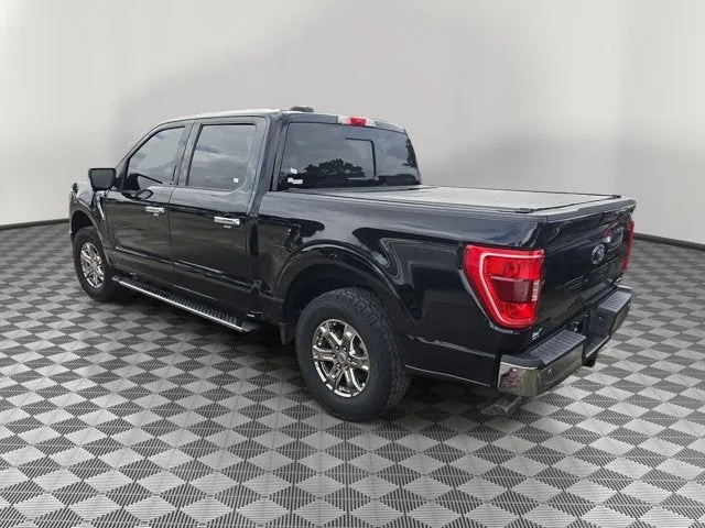 2021 Ford F-150 XLT photo 3