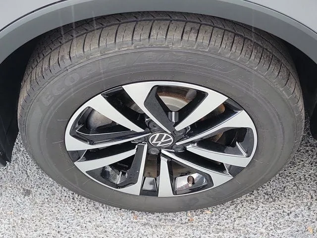 2024 Volkswagen Tiguan 2.0T S photo 10