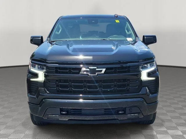 2025 Chevrolet Silverado 1500 RST photo 2