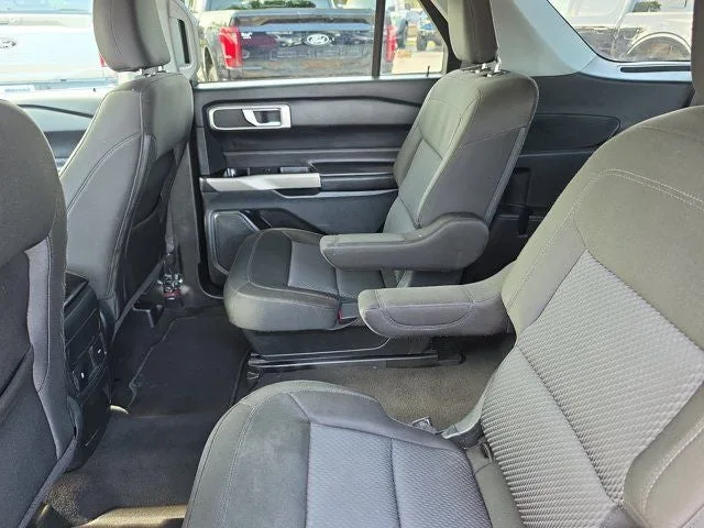2024 Ford Explorer XLT photo 10