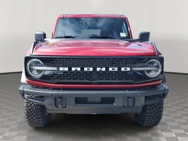 2025 Ford Bronco Badlands photo 2
