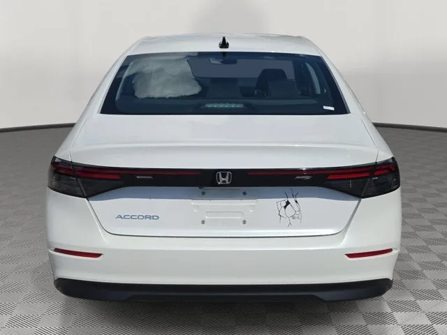 2025 Honda Accord SE photo 5