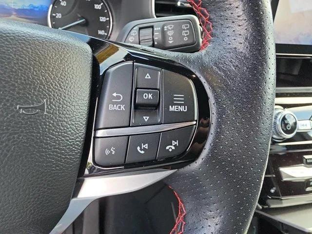 2023 Ford Explorer ST-Line photo 22