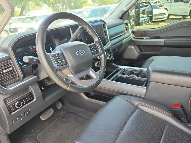 2025 Ford F-450SD Lariat DRW photo 19