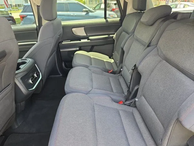 2025 Ford Expedition Max Active photo 14