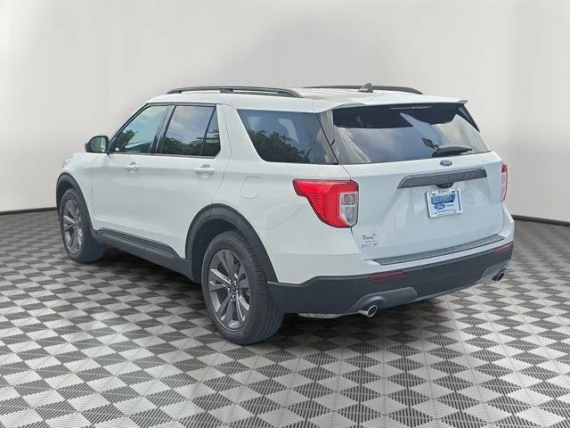 2021 Ford Explorer XLT photo 4