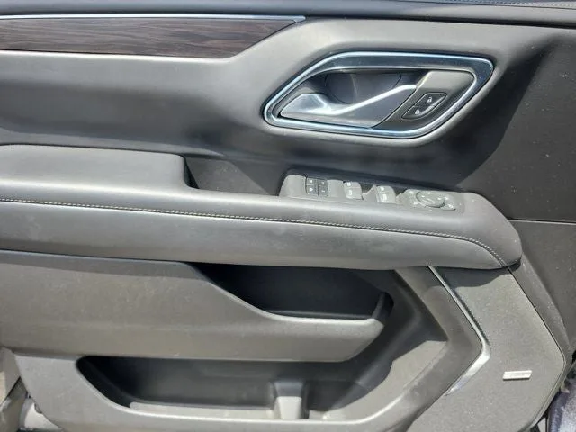 2022 Chevrolet Tahoe Z71 photo 18