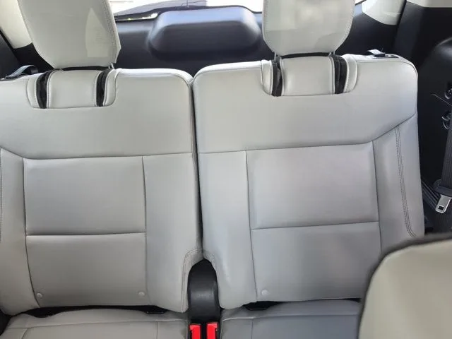 2025 Ford Explorer Active photo 17
