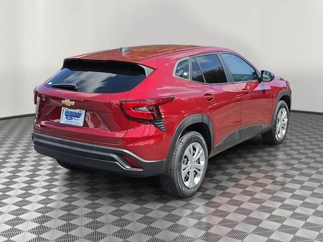 2024 Chevrolet Trax LS photo 6