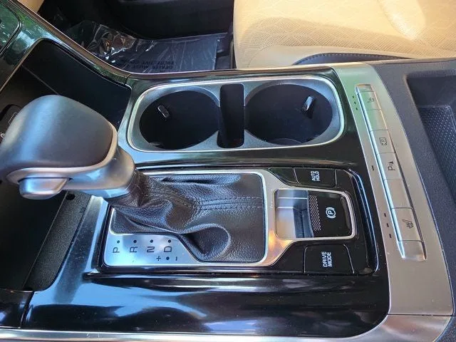 2024 Kia Carnival EX photo 22