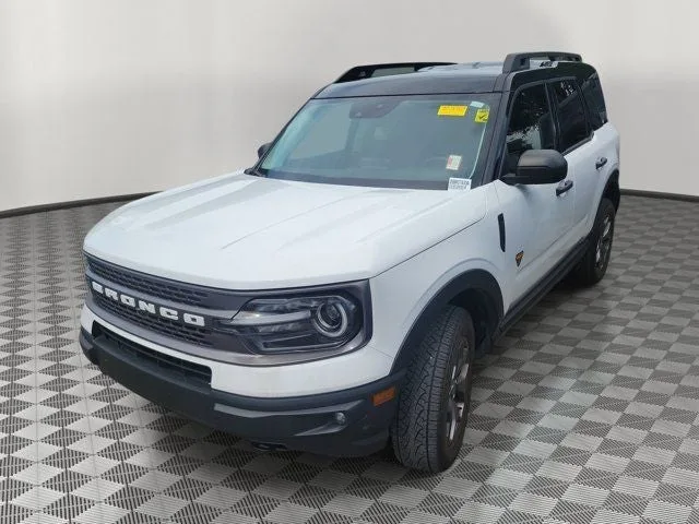 2024 Ford Bronco Sport Badlands photo 2