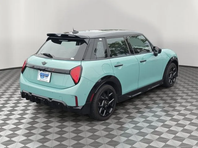 2026 MINI Cooper S Hardtop photo 6