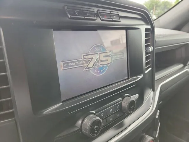 2023 Ford F-150 XL photo 25